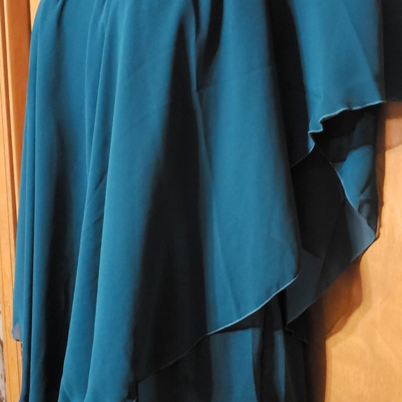 TOP - Picture 2 of 5